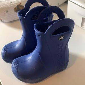 Crocs baby/toddler rain boots size 6